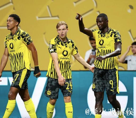 皇马瞄准雷恩后卫雅凯,其特点契合球队引援策略 皇马瞄准雷恩后卫雅凯,其特点契合球队引援策略